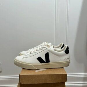 VEJA Women’s Street Style Sneakers – Low Top Casual Flats